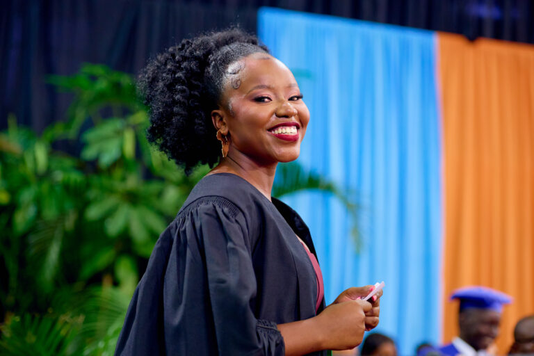 Ms Nonsikelelo Nkwanyana’s summa cum laude master’s study formed part of an international project to reduce solvent use and waste.